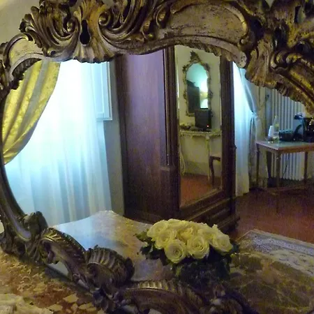 Affittacamere Al Palazzo Antico *